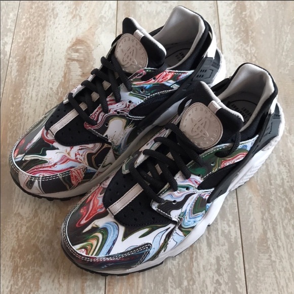 NWT Nike Huarache run Premium print - Picture 6 of 8